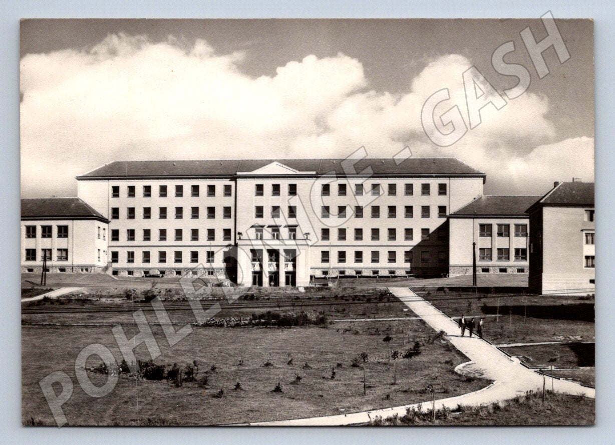 Pohlednice Blansko jedenáctiletá střední škola ČB zn 1961 (P1961)