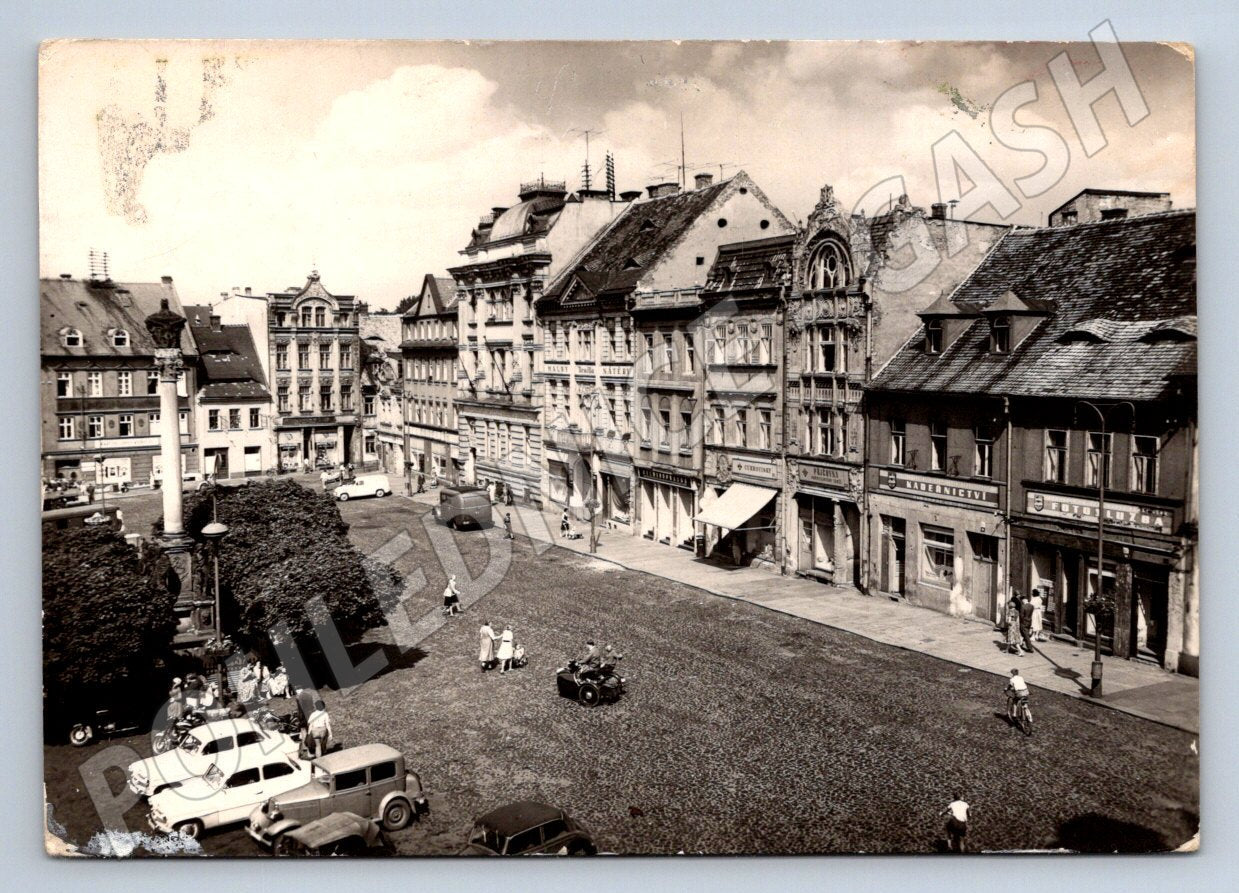 Pohlednice Česká Lípa Mírové náměstí ČSR (P2058)