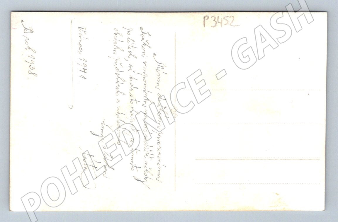 Pohlednice Muž píše u stolu Vánoce 1941 (P3452)