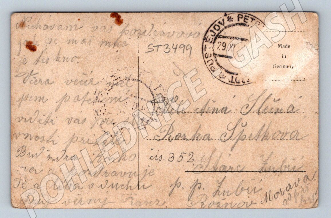 Postcard loving couple Czech Republic before 1950 romance stamp (ST3499)