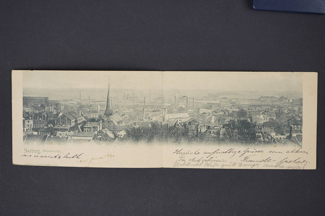 Pohlednice s dlouhou adresou z roku 1899 — typický příklad pre-1900 formátu před zavedením rozdělené adresní strany