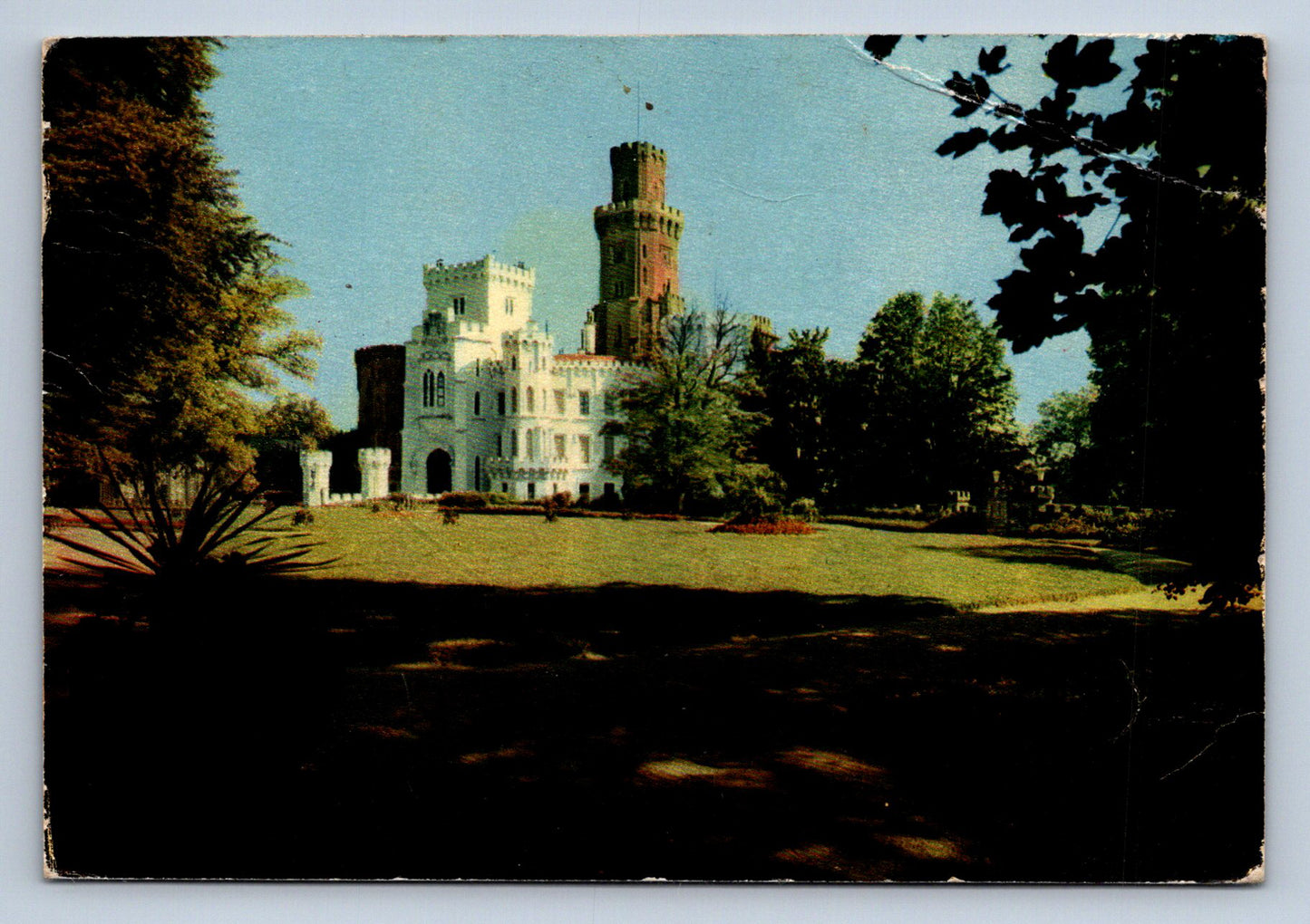 Postcard HLUBOKA NAD VLTAVOU - STATE CASTLE (X23692)