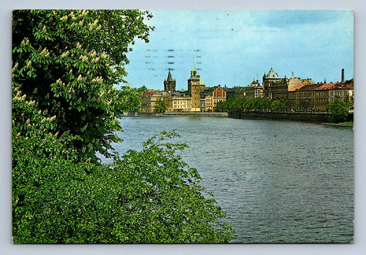 Postcard PRAGUE - VLTAVA RIVER EMBANKMENT WITH THE SMETANA MUSEUM (X23709)