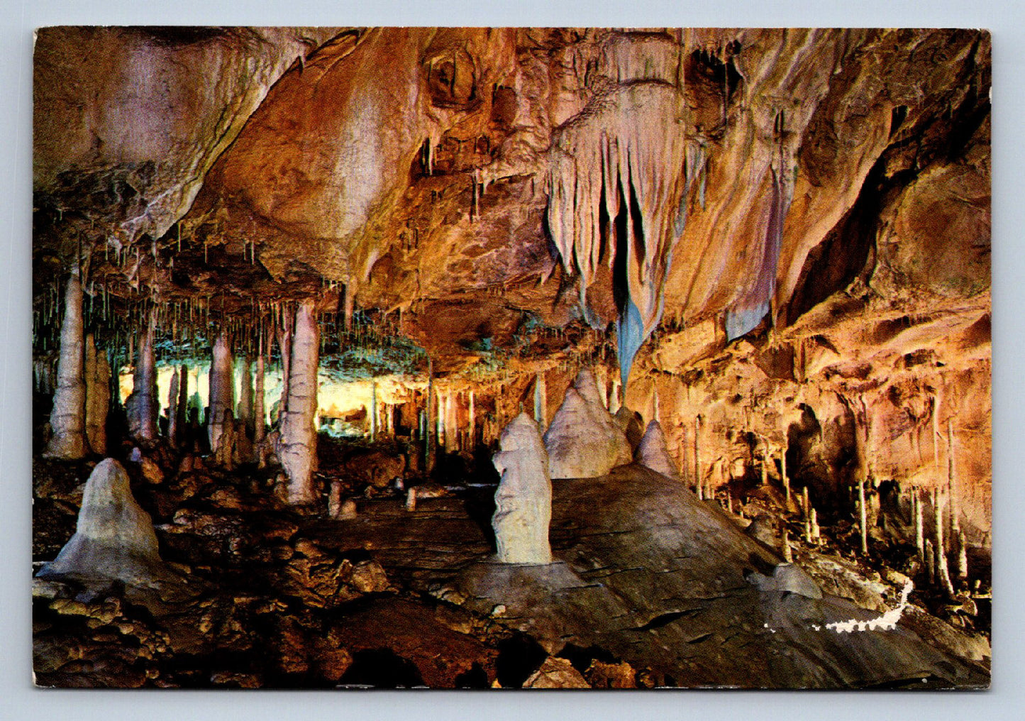 JAVOŘIČSKÉ JESKYNA Postcard (X23715)