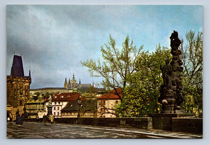 Pohlednice PRAHA HRADČANY S KARLOVÝM MOSTEM (X23844)
