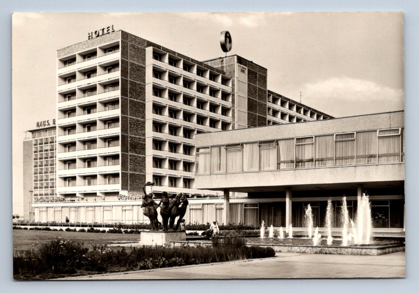 Pohlednice Rostock Interhotel Warnow (JN1673)