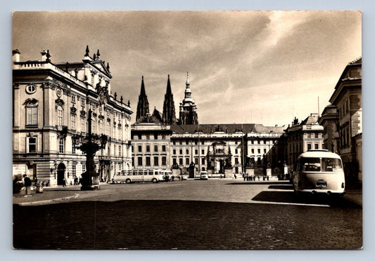 Pohlednice Praha Čestný dvůr Pražského hradu (JN1686)