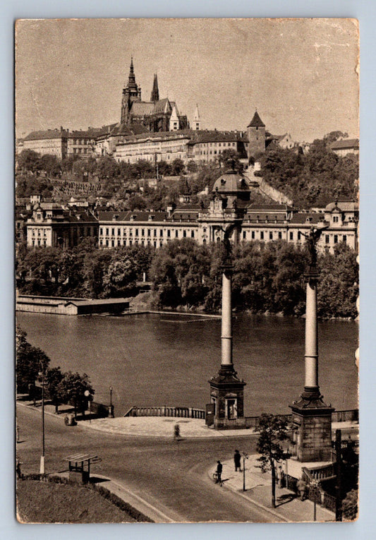 Pohlednice Praha Hradčany razítko Praha 29-II (JN1800)