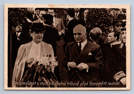 Pohlednice Prezident Eduard Beneš s chotí 1945 (JN1972)