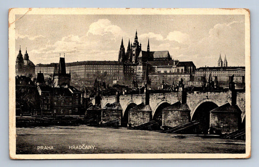 Pohlednice Praha Hradčany lepená pohlednce (JN2004)