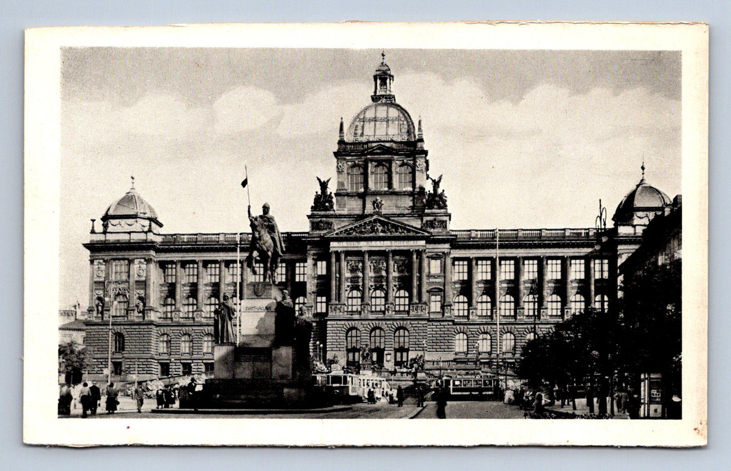 Pohlednice Praha Pomník sv. Václava a museum (JN2005)