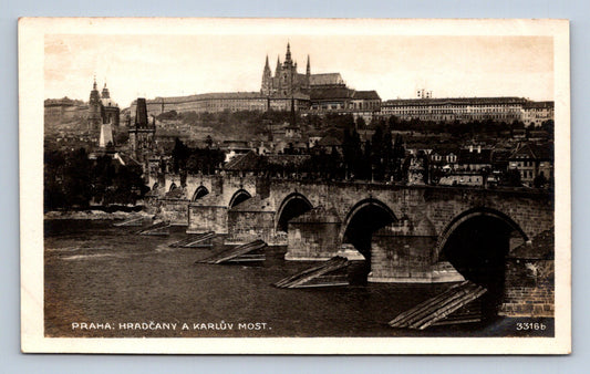 Pohlednice Praha Hradčany a Karlův most (JN2030)