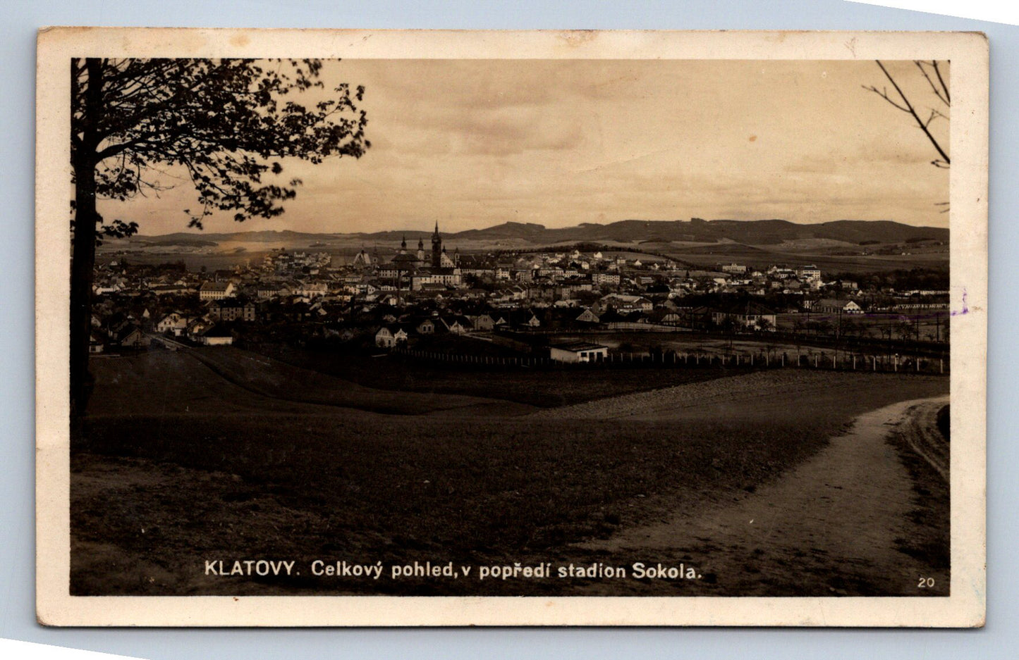 Pohlednice Klatovy Celkový pohled, v popředí stadion Sokola (JN2102)
