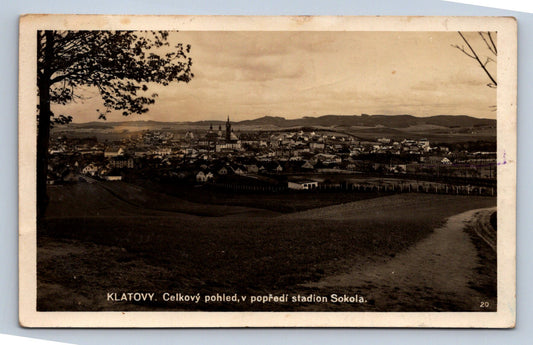 Pohlednice Klatovy Celkový pohled, v popředí stadion Sokola (JN2102)