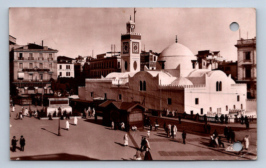 Pohlednice Algérie náměstí (JN2339)