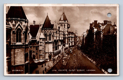 Pohlednice Londýn La Courts (JN2346)
