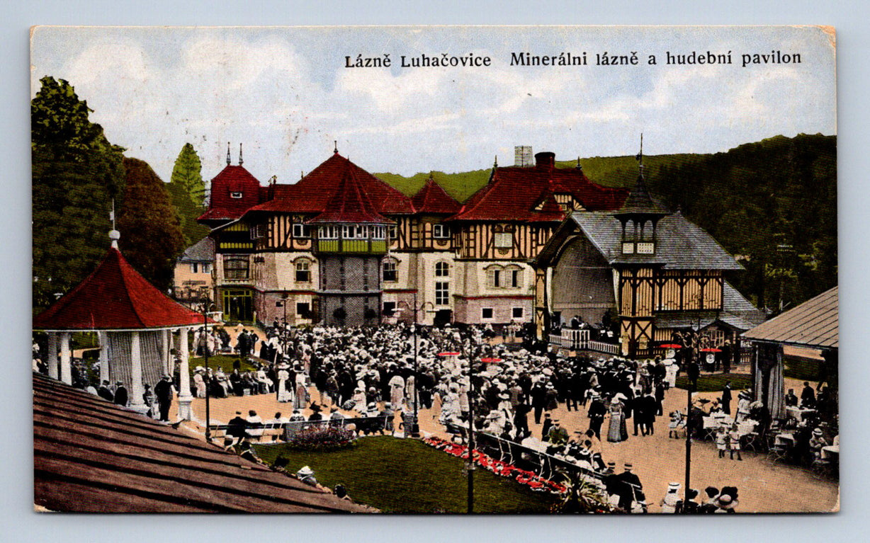 Pohlednice LÁZNĚ LUHAČOVICE MINERÁLNÍ LÁZNĚ A HUDEBNÍ PAVILON (ST1202)