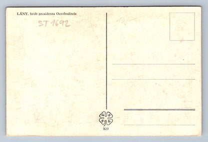 Pohlednice LÁNY - HROB PRESIDENTA OSVOBODITELE T.G.M. (ST1692)