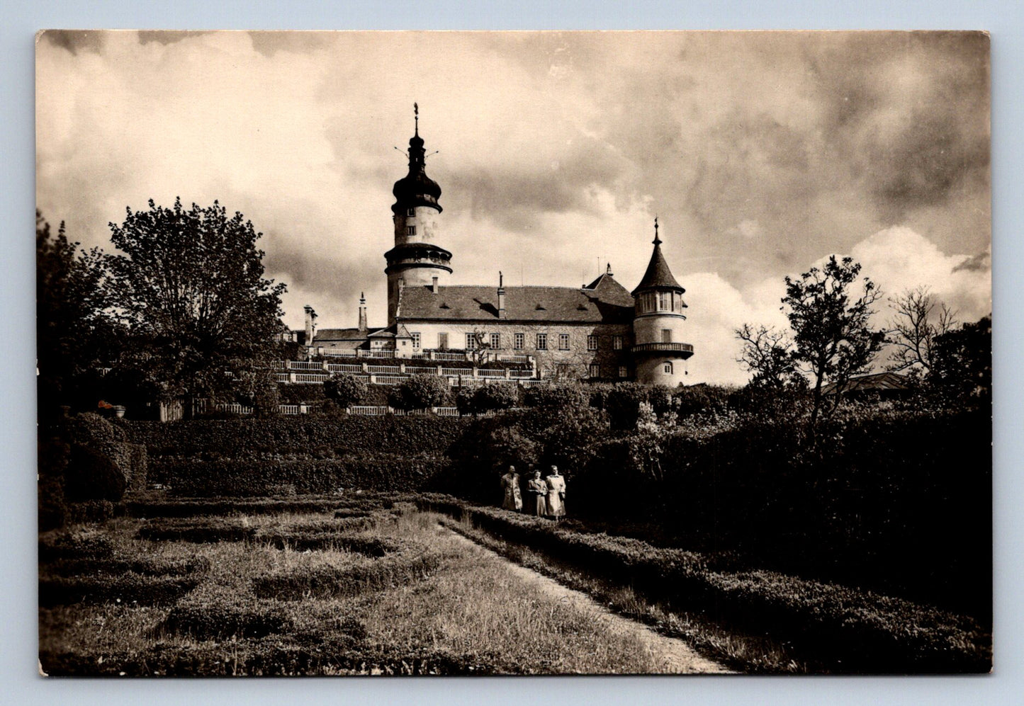 Pohlednice NOVÉ MĚSTO NAD METUJÍ ZÁMEK (ST484)