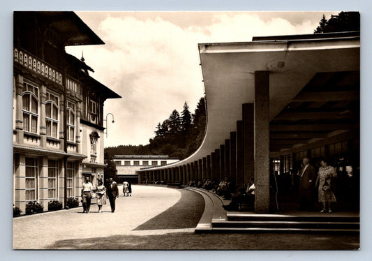 Pohlednice LUHAČOVICE - LÁZEŇSKÁ KOLONÁDA (ST520)