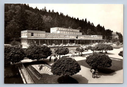 Pohlednice LUHAČOVICE - LÁZENSKÝ ÚSTAV SPOLEČENSKÝ DŮM (ST522)