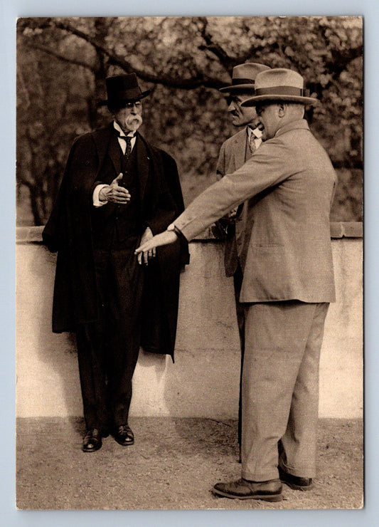 Pohlednice PRESIDENT S BR. DR. KARLEM HELLEREM V TYRŠOVĚ DOMĚ(ST591)