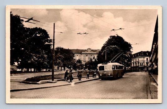 Pohlednice JIHLAVA - NÁMĚSTÍ RUDÉ ARMÁDY (ST820)