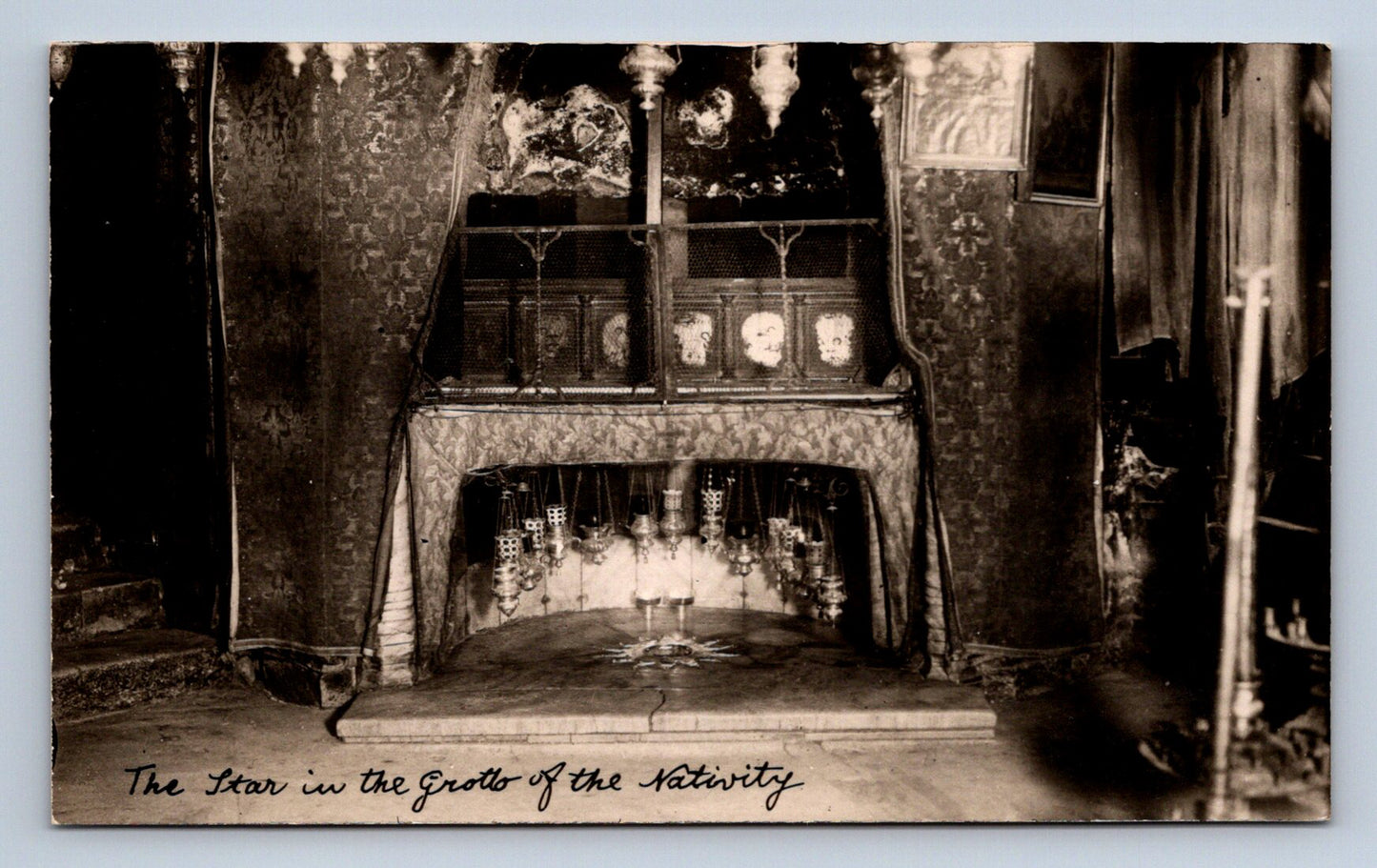 Pohlednice THE STAR IN THE GROTTO OF THE NATIVITY (ST2965)