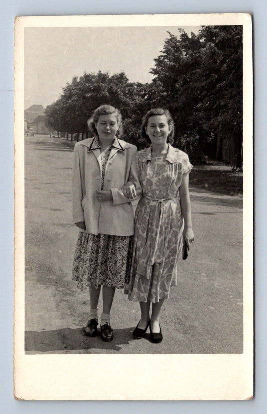 Pohlednice KAMARÁDKY (ST3049)