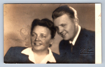 Pohlednice MATKA A SYN - FOTO ESTA PRAHA 1 (ST3129)
