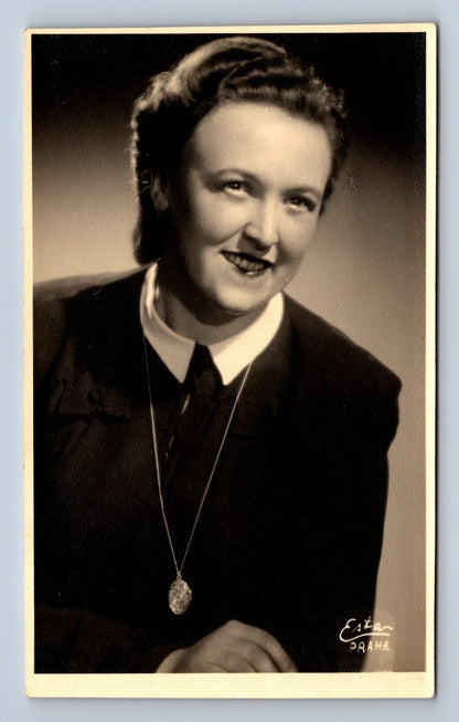 Pohlednice ŽENA - FOTO ESTA (ST3134)