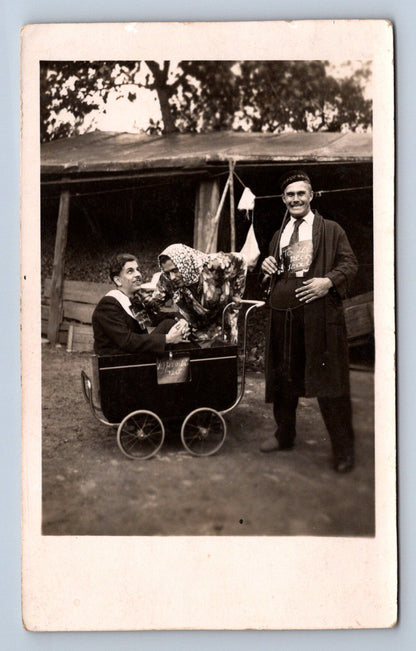 Pohlednice DÍTĚ V KOČÁRKU kočárek (ST3191)