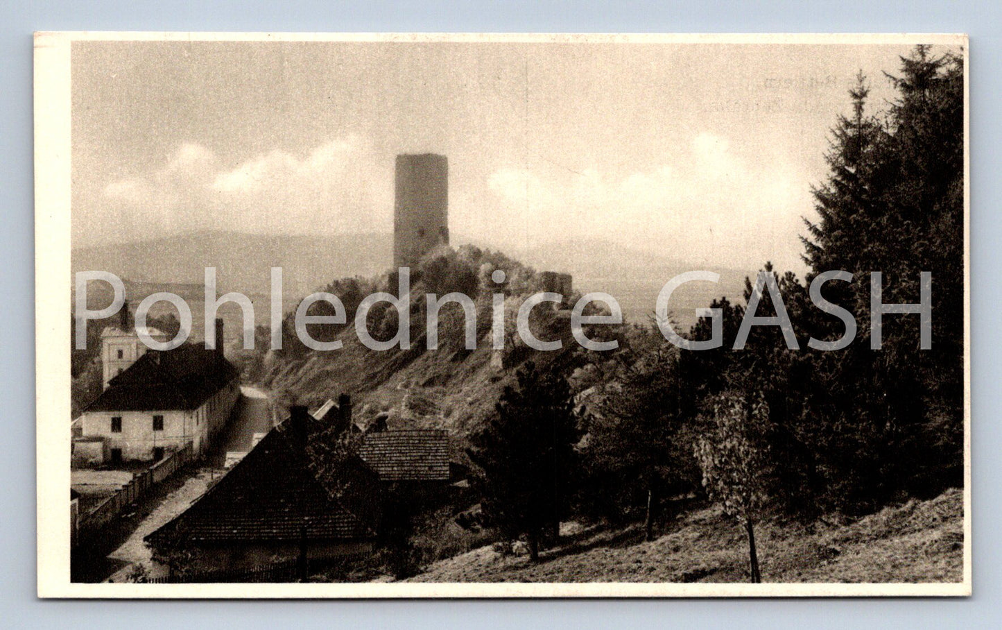 Postcard RUINS OF THE BEGGAR'S CASTLE (ST5750)