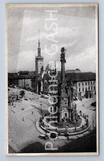 Postcard OLOMOUC - TOWN HALL WITH HOLY TRINITY (ST5795)