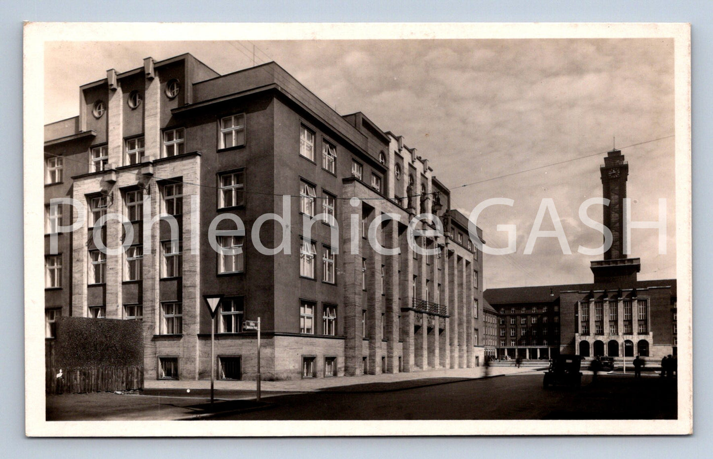 Postcard MORAVSKÁ OSTRAVA - TOWN HALL (ST5882)