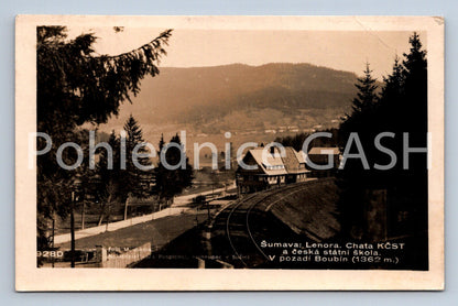 Postcard ŠUMAVA - LENORA'S COTTAGE IN THE BACKGROUND BOUBÍN (ST6040)