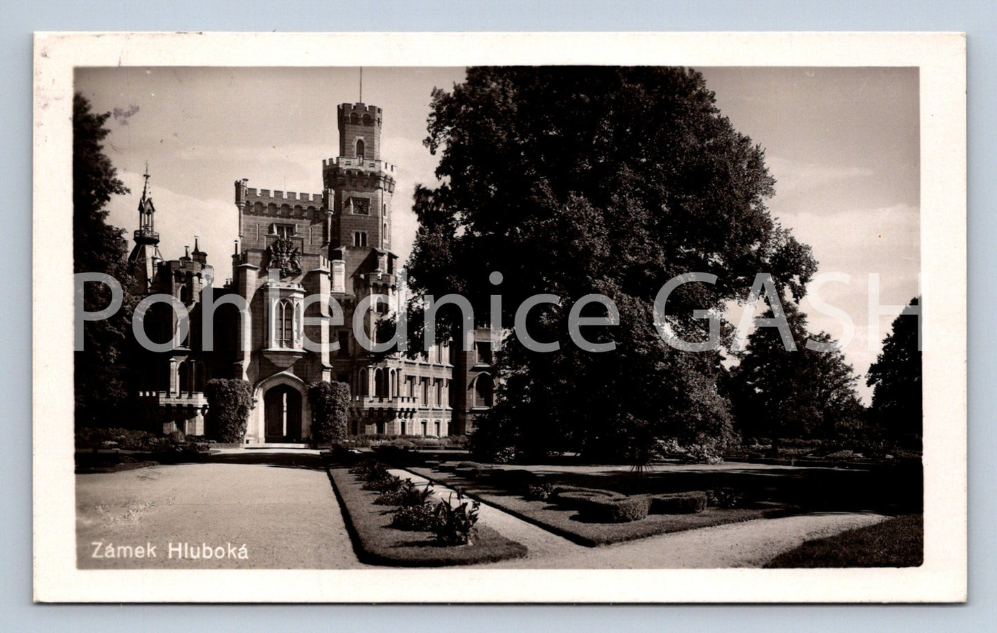 Postcard HLUBOKÁ CASTLE (ST4377)