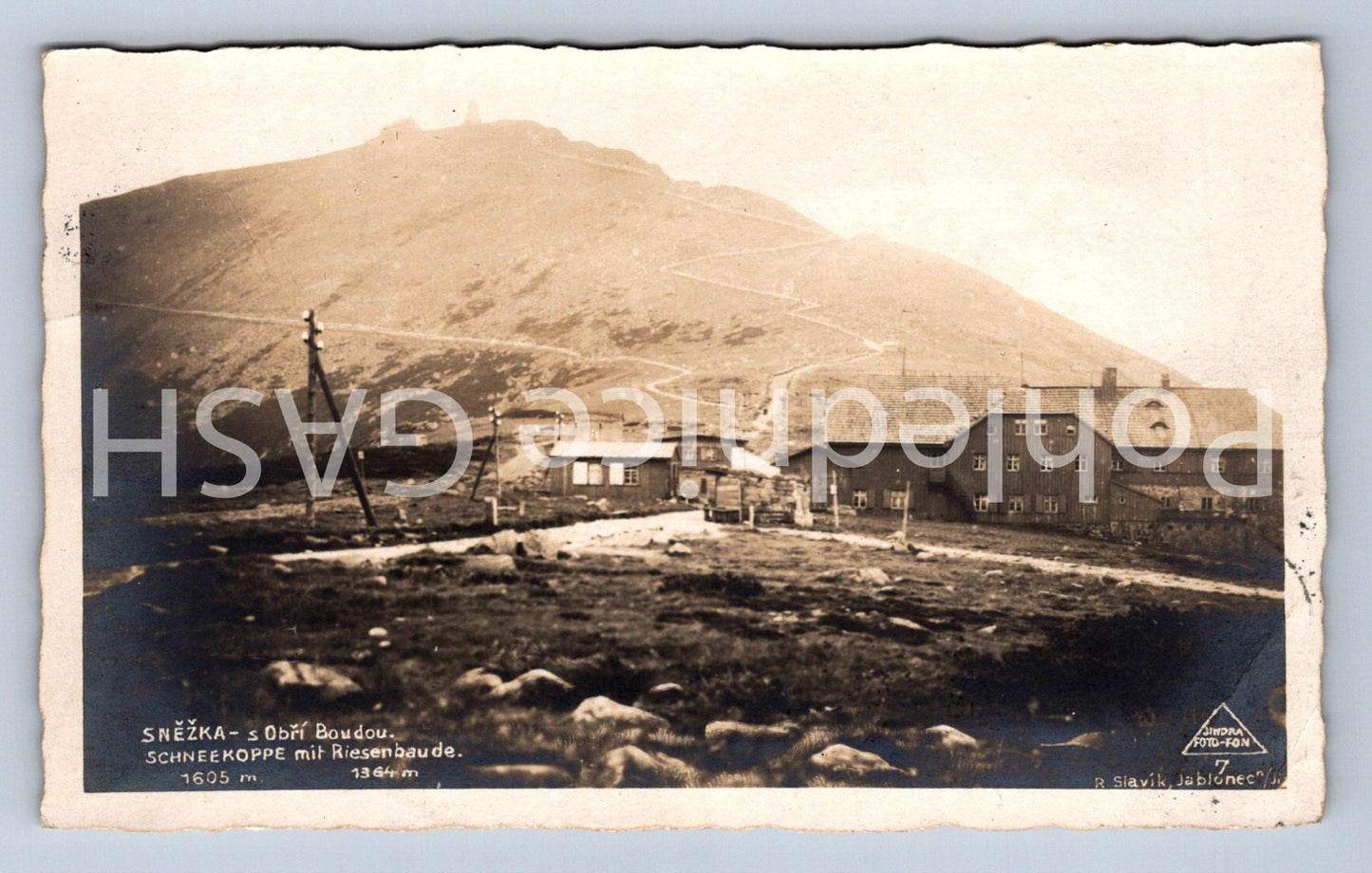 Postcard SNOW WHITE - WITH A GIANT SHED (ST4827)