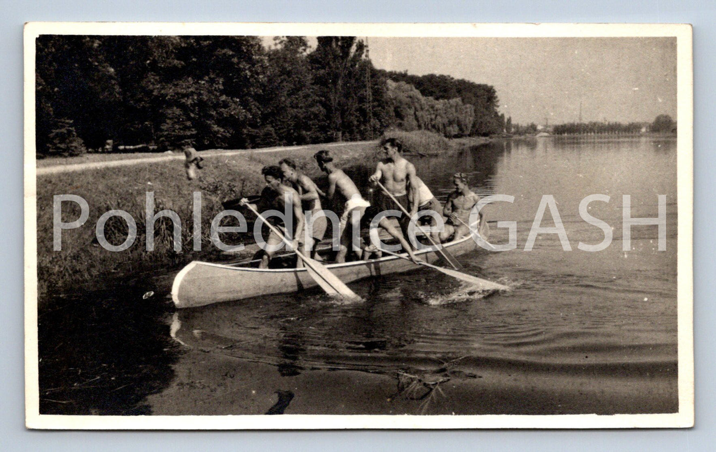 Postcard BY THE RIVER (ST6908)