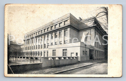 Postcard GIRLS' REFORM HIGH SCHOOL IN PRAGUE XVI. AT SMÍCHOIV (ST6998)