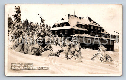 Postcard BLACK SHED - SCHWARZSCHLAGBAUDE (ST7029)