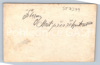 Postcard IRON BRIDGE OVER THE RIVER (ST7079)