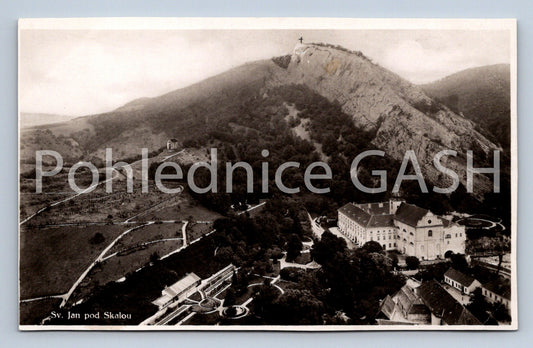 Postcard HOLY KHAN UNDER THE ROCK (ST7097)