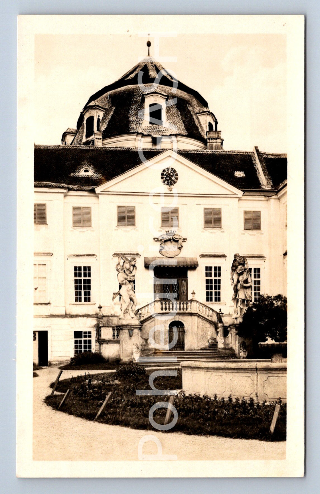 Postcard VRANOV NAD DYJÍ - CASTLE (ST7412)