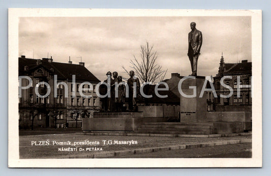 Postcard PILSEN - MONUMENT OF THE TGM - DR. PETÁK SQUARE (ST7448)