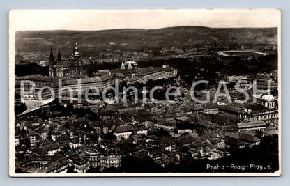 Postcard PRAGUE - VIEW OF THE LESSER STREET AND THE CASTLE (ST7481)