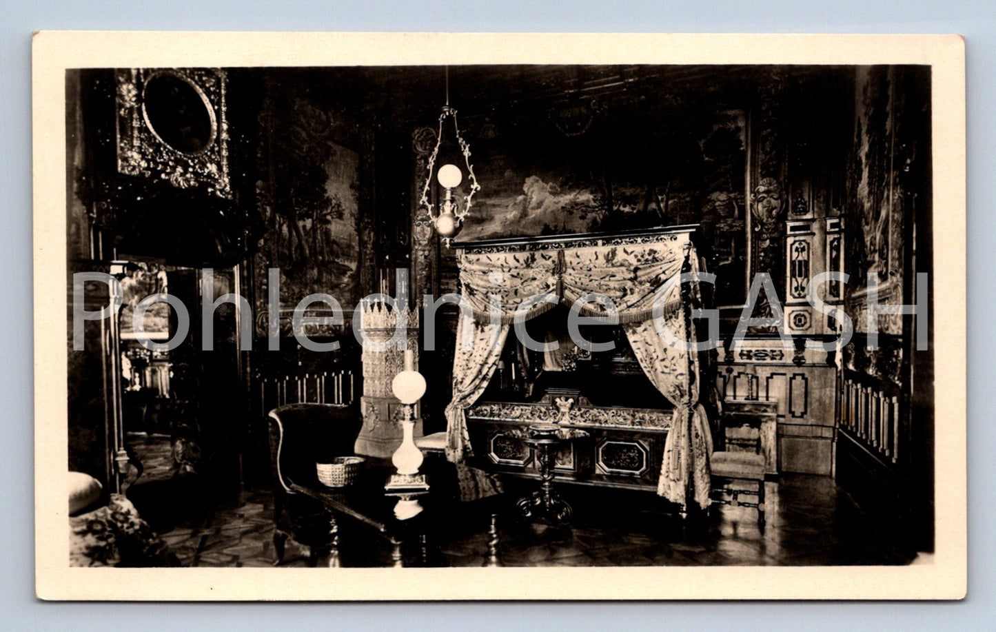 Postcard HLUBOKA NAD VLTAVOU CASTLE (ST7588)