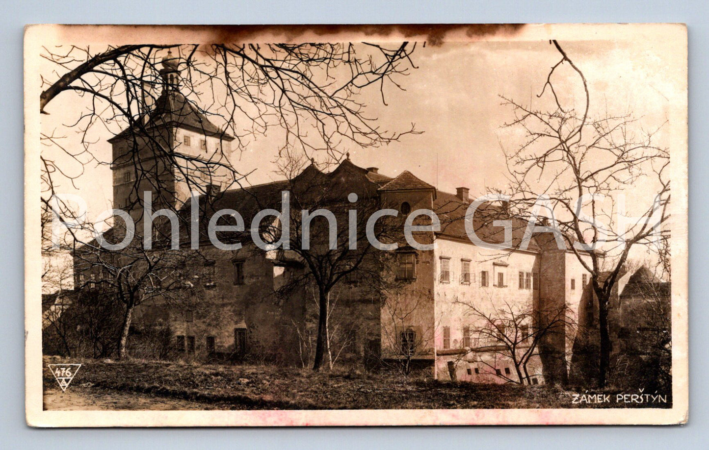 Postcard PERŠTÝN CASTLE (ST7728)