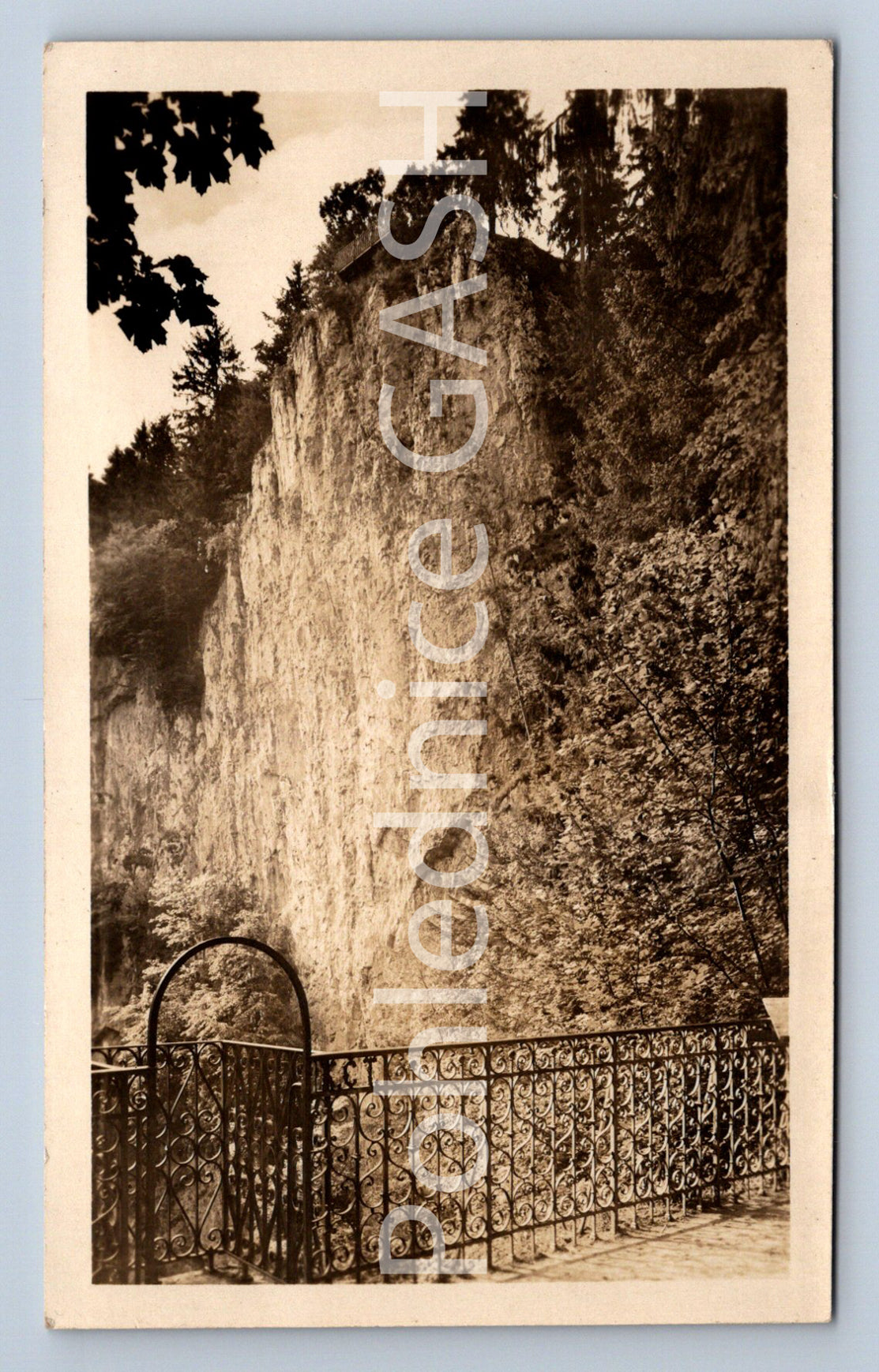 Postcard MORAVIAN KRAS (ST7837)