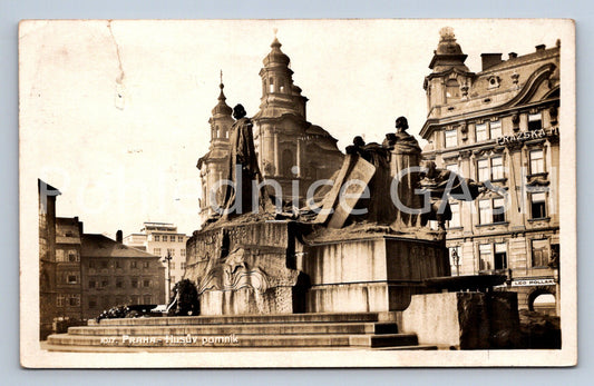 Postcard PRAGUE - HUS MONUMENT (ST7888)